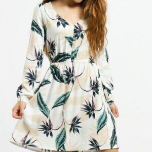 Roxy Heatin Up Short Dress sz L
